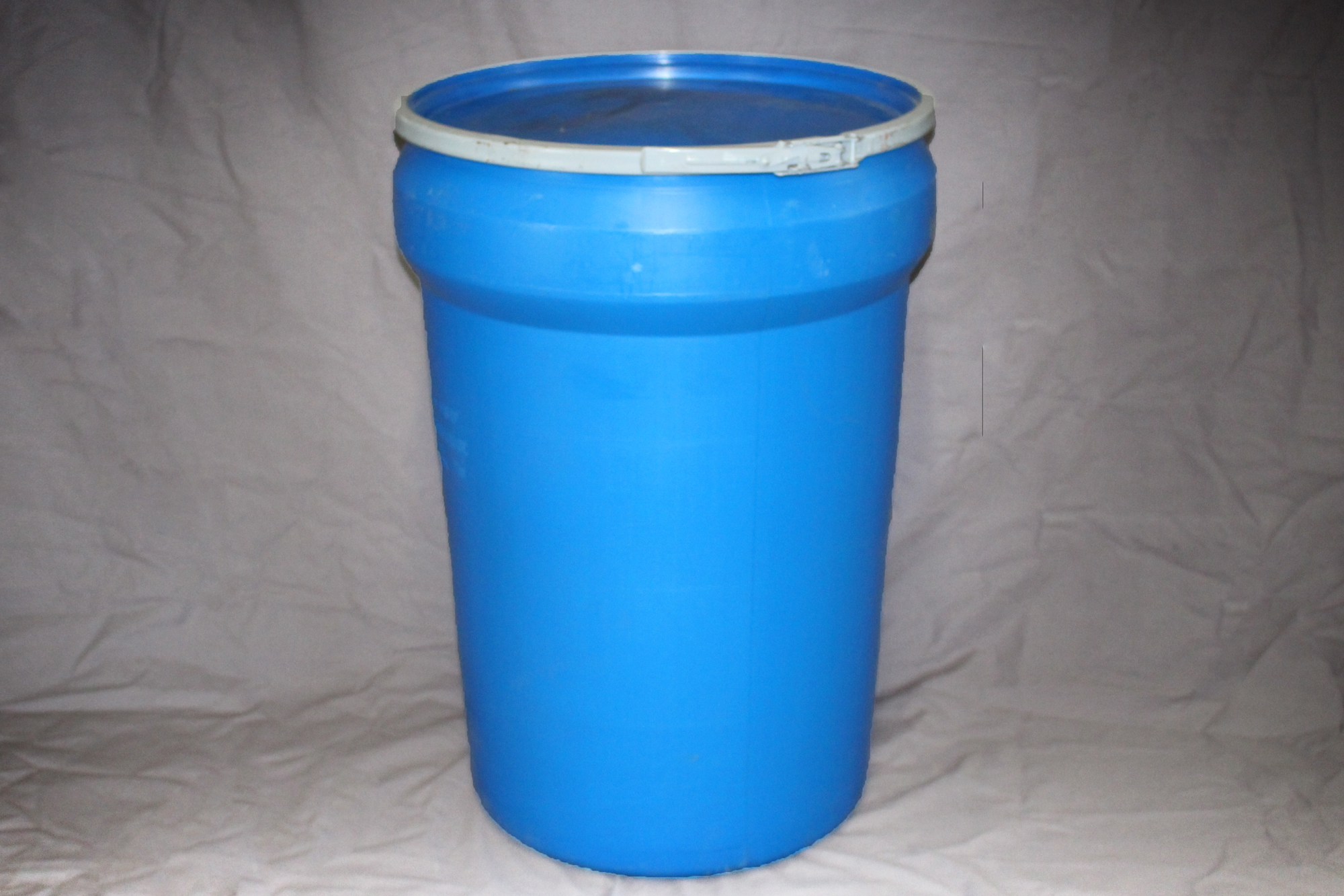 30 Gallon Poly Barrel with Handles - Volunteer Drum